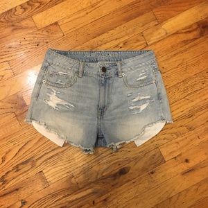 American Eagle Lt Denim Distressed Shorts Size 8